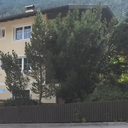 Landhaus Eigentler 아파트 *